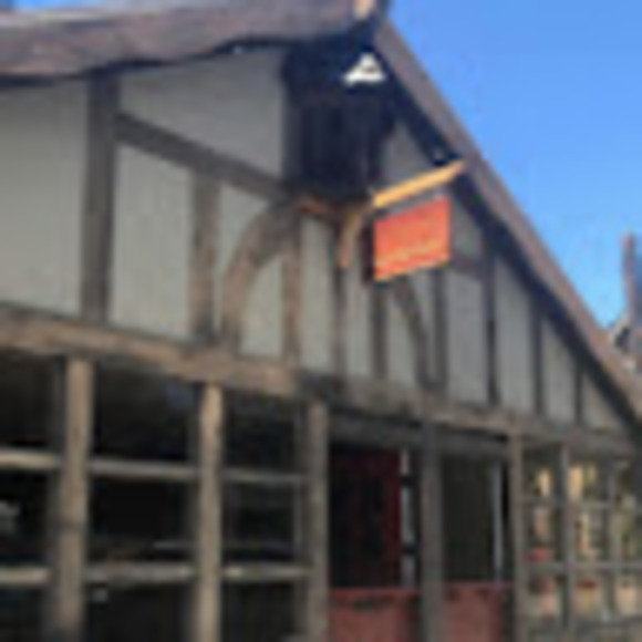 Meet your Posher, Heather - Picture 1 of 1